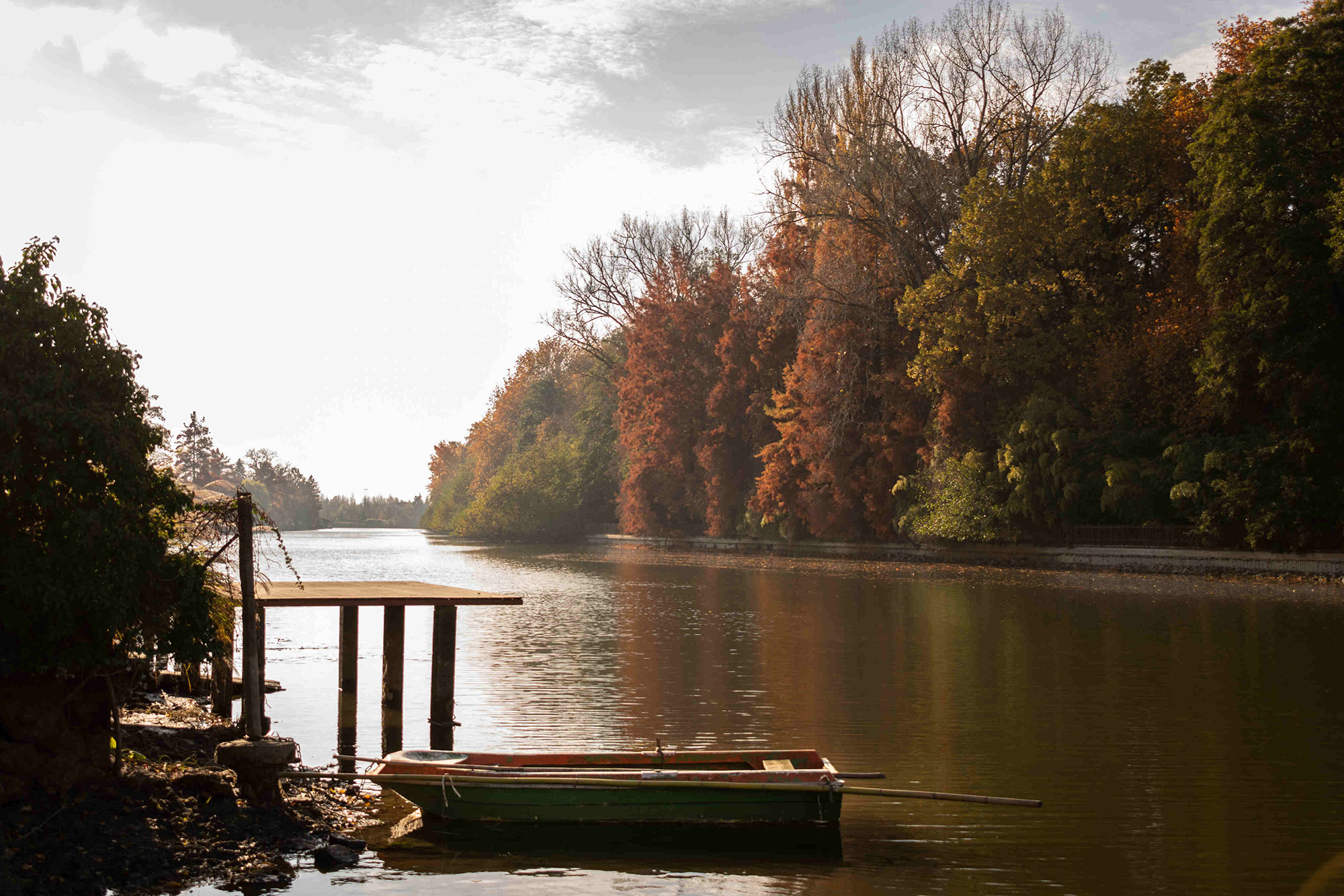 Kőrös folyó csónakkal